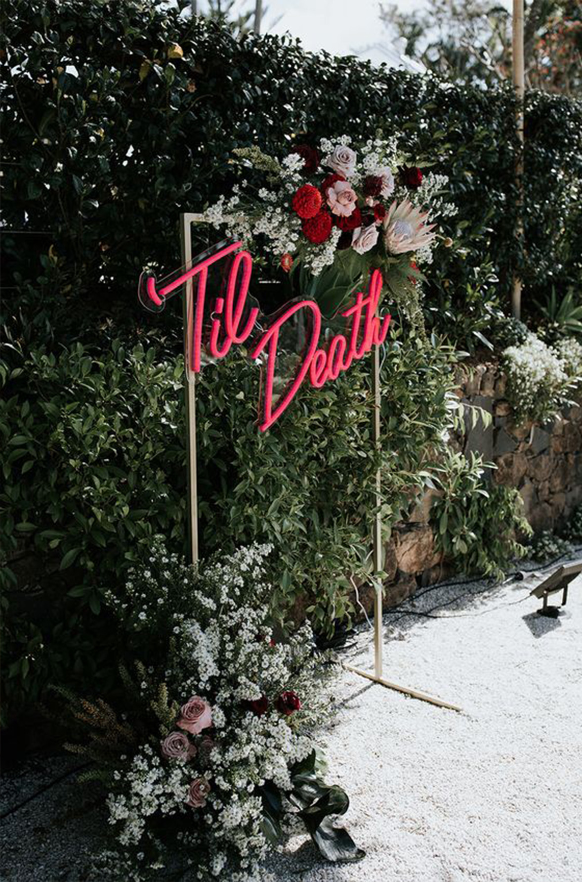 Trend Alert Neon Signs SA Weddings Blog   1 6 